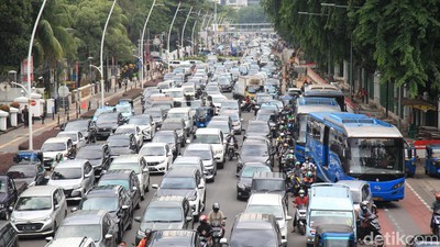 Arus Lalin Seputaran Gambir-Istiqlal Macet Jelang Aksi 411