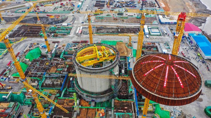 China terus melanjutkan pembangunan pembangkit listrik tenaga nuklir di Zhejiang. Yuk lihat progres pembangunannya.