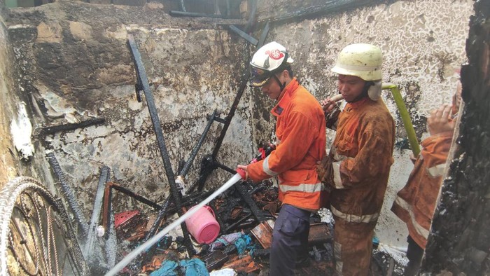 Dua Rumah di Baranangsiang Bogor Terbakar (dokumen Damkar Kota Bogor)