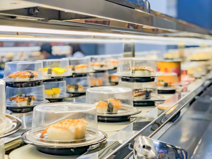 Sempat Diviralkan Adrian Maulana, Restoran Sushi Ini Kini Bersertikat Halal