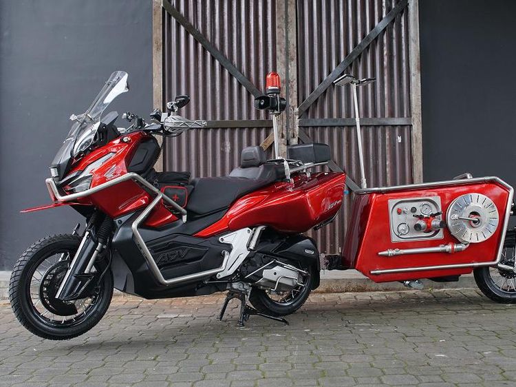 Potret Honda ADV150 Si Pembunuh Api
