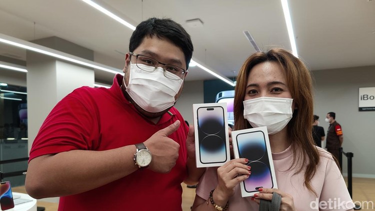 iPhone 14