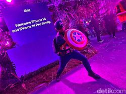 Meriahnya Pesta Tengah Malam Sambut iPhone 14 di Indonesia