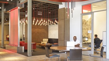 Seperti umumnya perusahaan teknologi, kantor pusat Netflix didesain menyenangkan dan nyaman. Foto: Office Snapshot