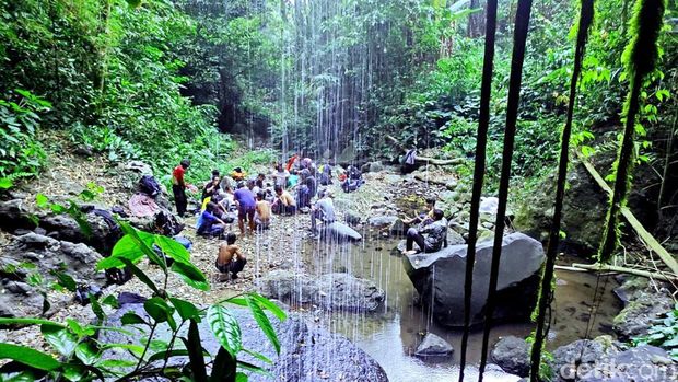 Kehidupan di Gunung Sanggabuana