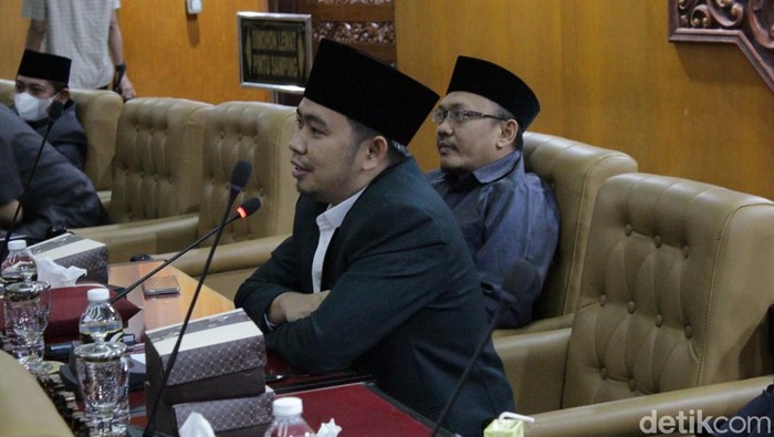 Ketua Fraksi Gerindra DPRD Jatim M Fawait