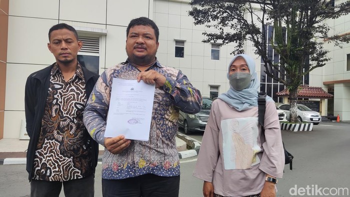 Kuasa hukum salah seorang terdakwa kasus klitih Gedongkuning, Taufiqurrahman, mengadukan penyidik Polsek Kotagede ke Propam Polda DIY, Jumat (4/11/2022).