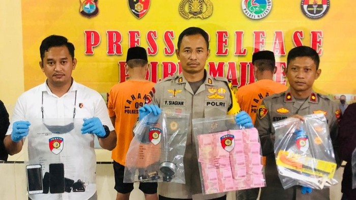 2 Pembobol ATM di Kantor Bupati Majene hingga menggondol Rp 50 juta ditangkap.