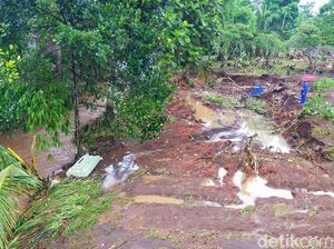 Raibnya Puluhan Makam-Jenazah di Glenmore Banyuwangi Akibat Banjir Bandang