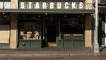 Ini Suasana Gerai Starbucks Pertama di Dunia yang Selalu Diantre