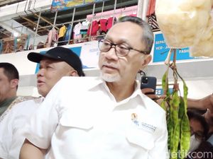 Ketum PAN Bertanya-tanya: Apakah Rambut Saya Putih?