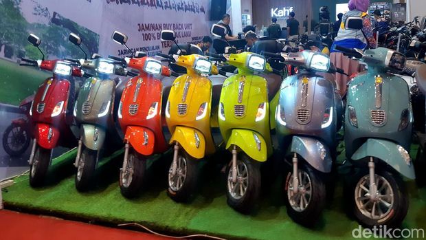 Motor listrik murah di IMOS 2022