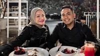 Setelah bercerai dari Sule, Nathalie Holscher kembali dekat dengan sang mantan Fariz Utama. Keduanya saling membagikan momen romantis. Foto: YouTube dan Instagram