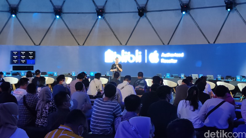 Peluncuran iPhone 14 di Blibli Midnight Lounge