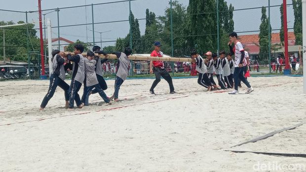 Permainan tradisional Nusantara, dagogan di Indramayu