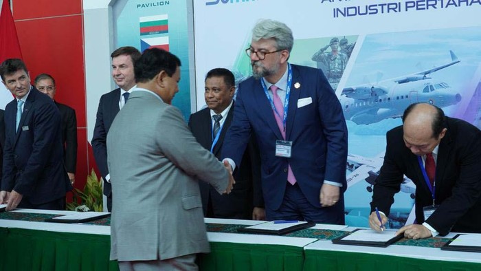 PT PAL Indonesia dan industri pertahanan asal Perancis, Naval Group menjalin kerja sama strategis. Mereka akan melakukan pengembangan teknologi untuk kapal selam.