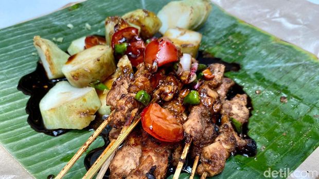 Sate Ayam Rp 165.000 Vs Rp 35.000, Begini Tampilan dan Rasanya