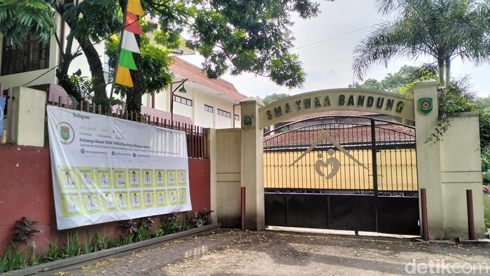Sekolah YWKA Bandung