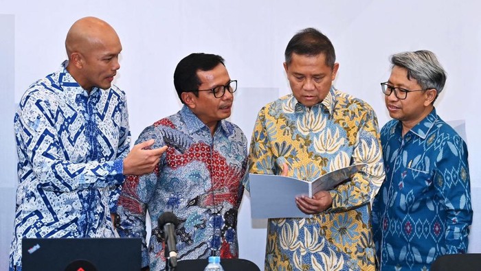 PT Semen Indonesia (Persero) Tbk menyelenggarakan Rapat Umum Pemegang Saham Luar Biasa (RUPSLB) di Jakarta, Jumat (4/11/2022). Ini hasilnya.