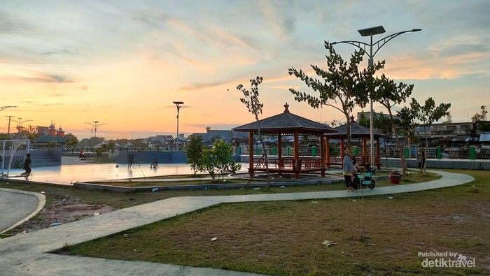 Gazebo gazebo di Taman Kelayan