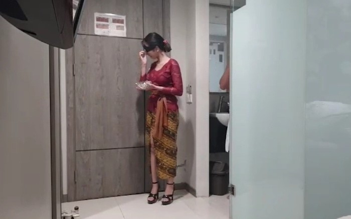 Video seks kebaya merah