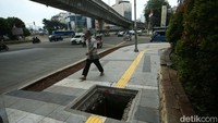 Hal itu tentu membahayakan bagi pejalan kaki.