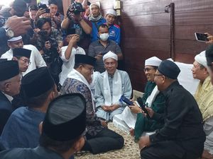 Anies ke Sumut Temui Tuan Guru Besilam, Minta Restu dan Nasehat