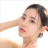“Mereka seharusnya memilih kecantikan natural untuk Miss Korea, protes netizen lagi. Satu lagi finalis Miss Korea yang dinilai berwajah mirip dengan kontestan lainnya, Chae Na Hyun asal Kyungbuk. Foto: Instagram/Miss Korea Official
