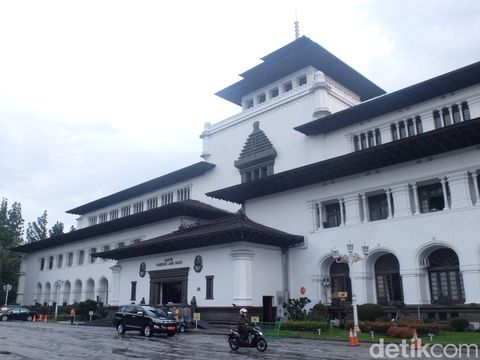 Gedung Sate, Kota Bandung