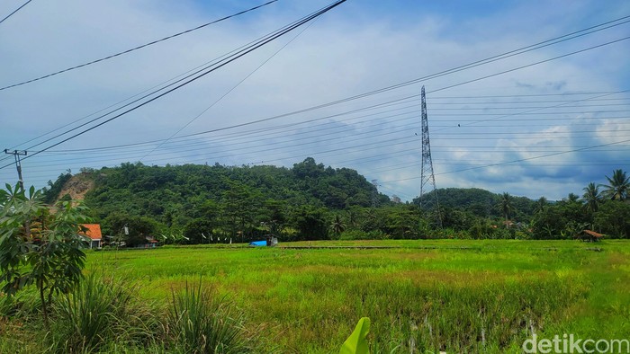 Gunung Tangkuban Parahu, Palabuhanratu, Sukabumi