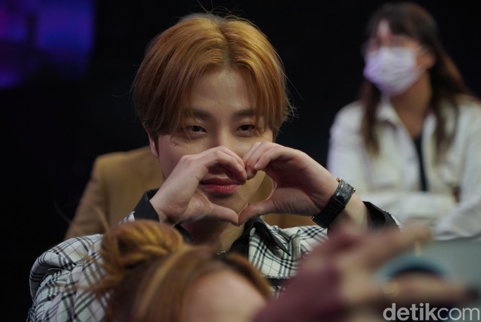 Jinhwan dan Donghyuk iKON Jinhwan dan Donghyuk iKON