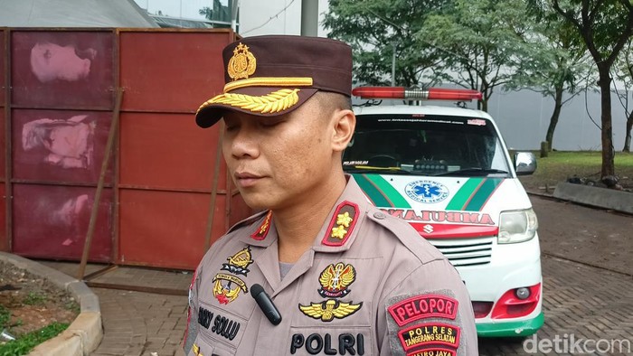 Kapolres Tangsel AKBP Sarly Sollu