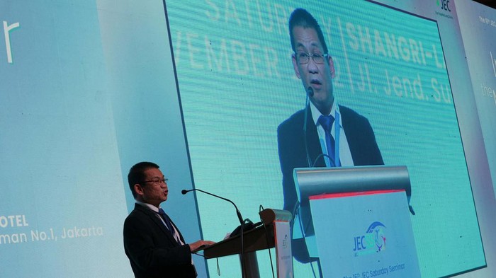 JEC Eye Hospitals and Clinics meluncurkan JEC Macula Center. Ini menjadi sentra penanganan Makula pertama di Indonesia.