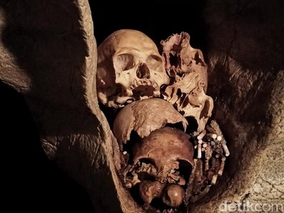 Uji Nyali di Makam Gua Londa Toraja, Ada yang Berani Coba?
