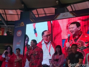 Momen Ahok Singgung Orang yang Pintar Ngomong di Reuni Relawan