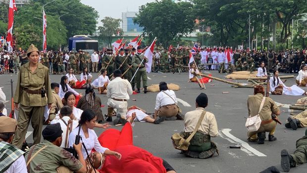 Aksi Teatrikal Pertempuran 10 November di Parade Soerabaja Djoeang