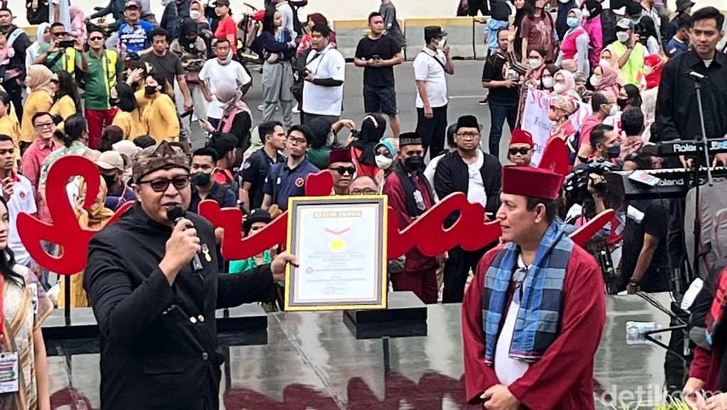 BNPT Gelar Parade Budaya Nusantara, Pecahkan Rekor MURI