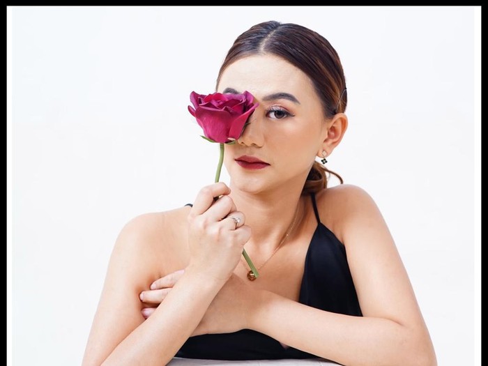 Bunga Tiara luncurkan single baru.