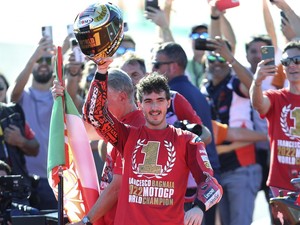 Comeback Gila Bagnaia di MotoGP 2022: Juara Usai Tertinggal 91 Poin!