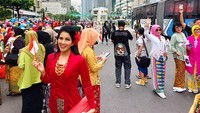 Salah seorang peserta yang diinterview media, Novita Saragi Wiloto, mengatakan bahwa dia bangga bisa ikut terlibat dalam parade ini, walaupun dia harus bangun subuh dan mempersiapkan diri seperti wanita-wanita lainnya, tapi untuk Indonesia mereka all out.