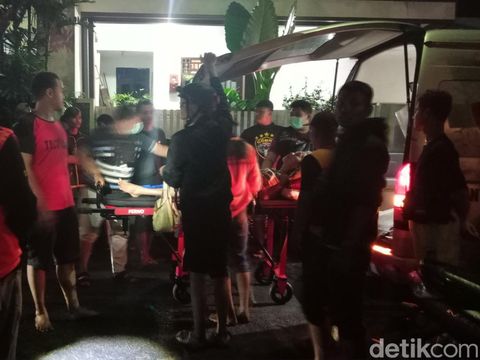 Kondisi Perumahan Wahyu Utomo Semarang usai banjir, Minggu (6/11/2022) malam.