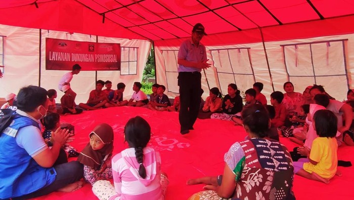 Korban Banjir Bandang Banyuwangi dapat trauma healing