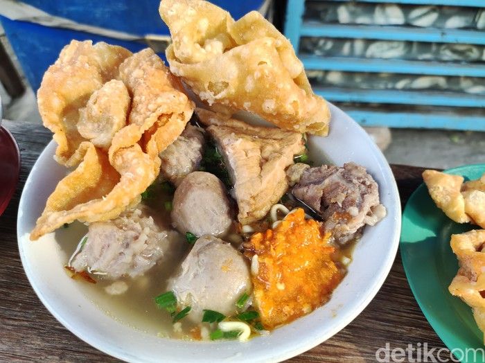 Kuliner dekat SMA Labschool Kebayoran