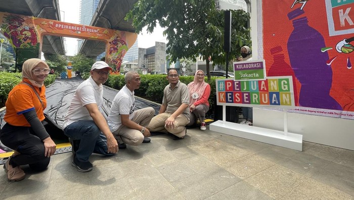Melihat Keseruan Kolaborasi Seni di JLNT Kuningan