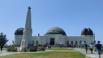 Observatorium Griffith di Amerika Serikat, sangat terkenal di dunia. Puluhan film Hollywood syuting di sini termasuk La La Land. Foto: Fitraya Ramadhanny/detikcom