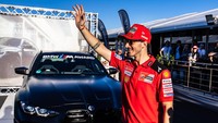 Pecco meraih pole position sebanyak lima kali musim ini. Dengan hasil kualifikasinya, ia mengumpulkan total 293 poin untuk klasifikasi BMW M Award. Angka itu memberinya keunggulan 11 poin atas rival terdekatnya Jorge Martin. Foto: Dok. BMW