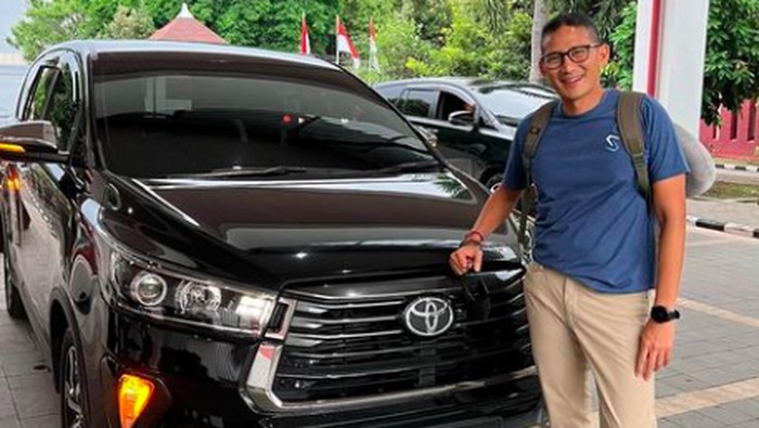 Sandiaga Uno Setia dengan Mobil Kijang