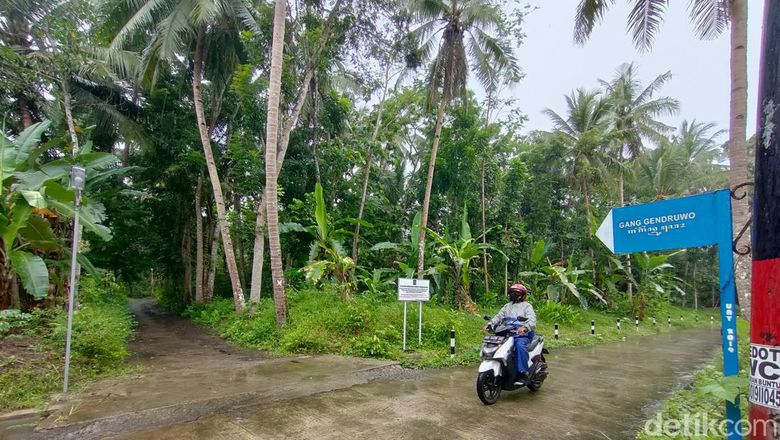 Suasana di Gang Gendruwo, Temon, Kulon Progo, Minggu (6/11/2022).