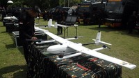 Sejumlah drone dihadirkan dalam apel Operasi Puri Agung 2022. Nantinya sebanya 9.700 personel Polri dan 3.669 pasukan cadangan disiagakan untuk mengamankan pelaksanaan KTT G20 di Bali. 