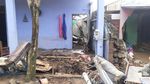 Porak-poranda Permukiman Tambak Aji Semarang Diterjang Banjir Bandang